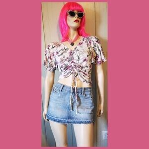Candie’s Retro White Springtime Boho Floral Flairy Angel Slv Adjustable Crop Top